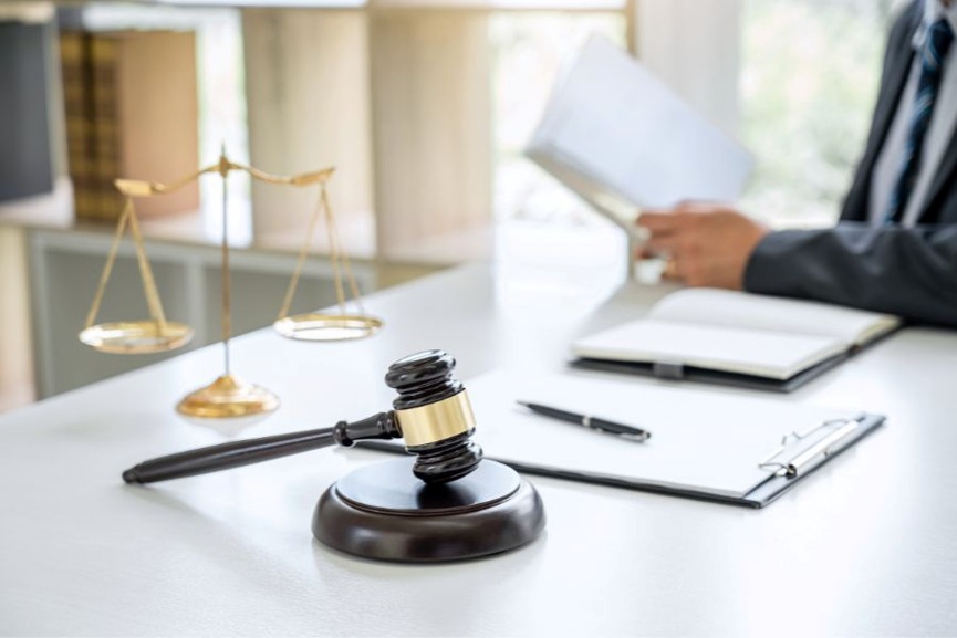 كيف تساعدك شركة الدكتور فهد الرفاعي وشركاؤه في تحقيق أفضل النتائج في القضايا المدنية المعقدة؟