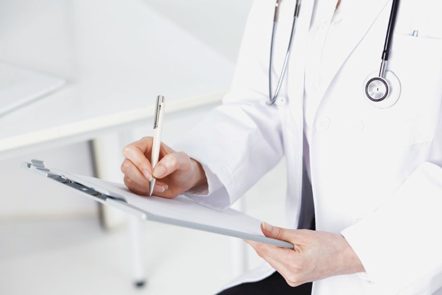 خدمات قانونية متكاملة في قضايا الأخطاء الطبية مقدمة من شركة الدكتور فهد الرفاعي وشركاؤه للمحاماة والاستشارات القانونية