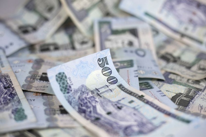 ما هي الخدمات التي تقدمها شركة الدكتور فهد الرفاعي وشركاؤه في قضايا غسل الأموال؟